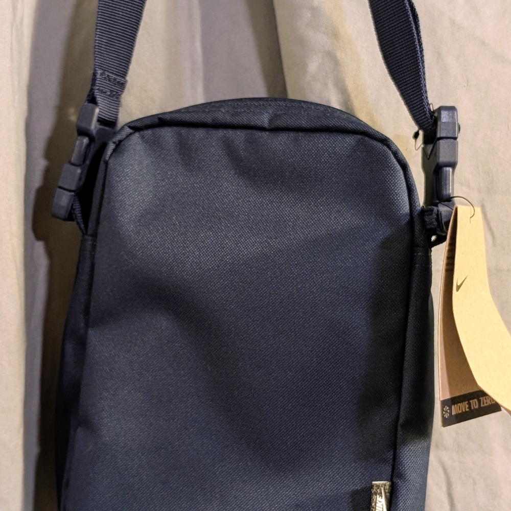 Nike Logo Dark Blue Messenger Crossbody Bag Purse - Picture 2 of 16